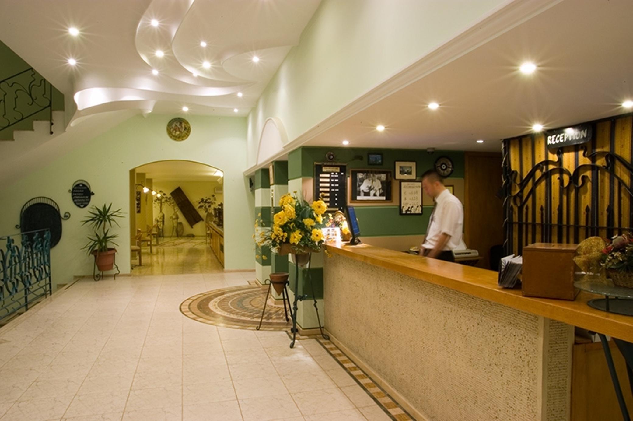 Tolay Hotel Олудениз Екстериор снимка