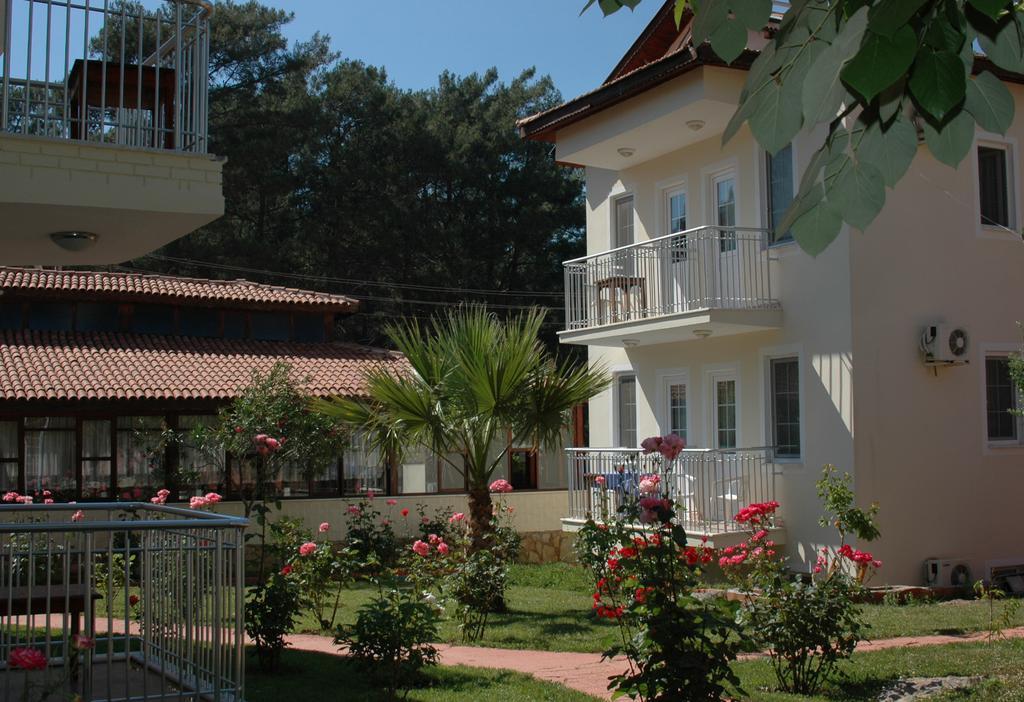 Tolay Hotel Олудениз Екстериор снимка