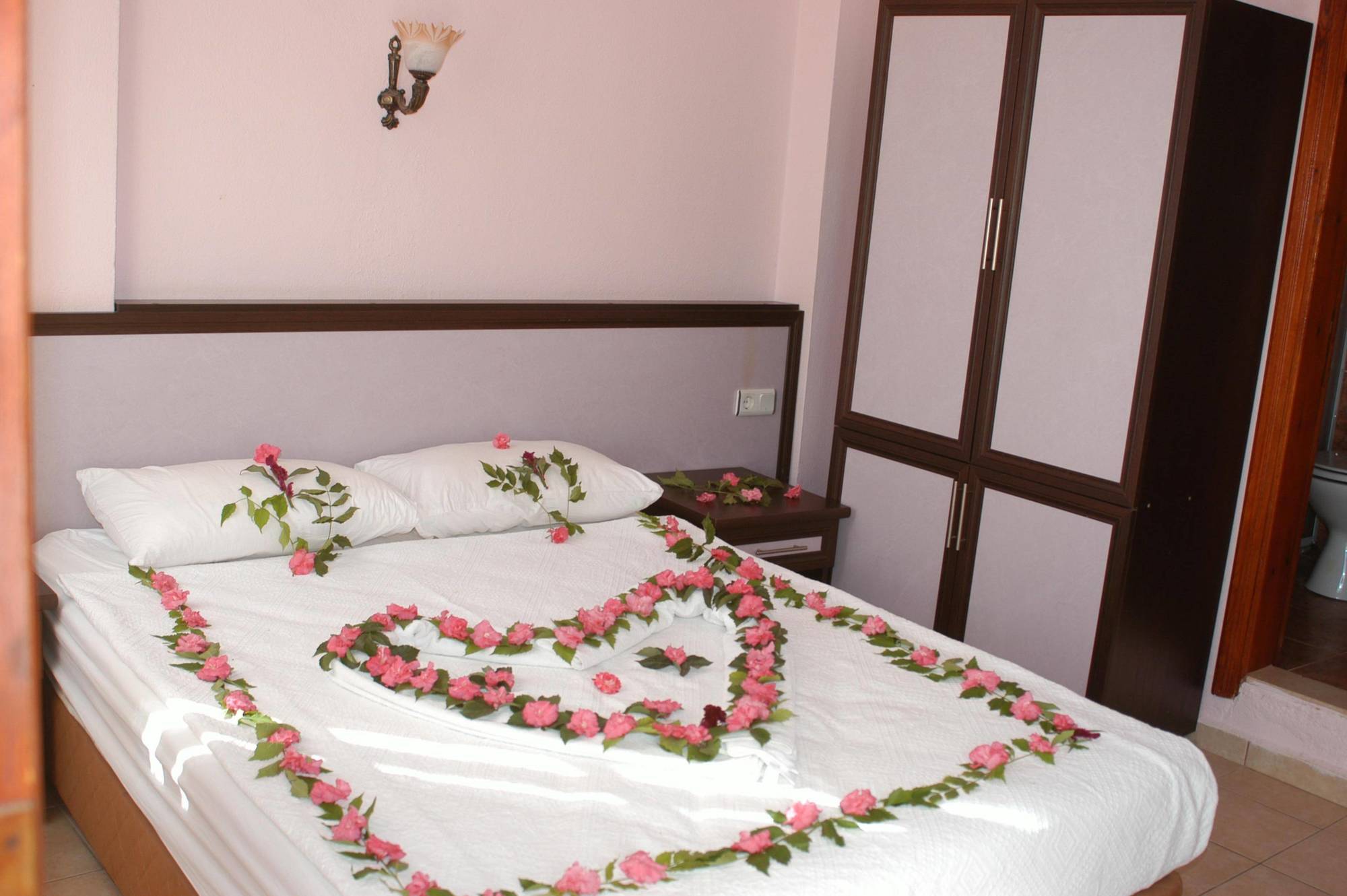 Tolay Hotel Олудениз Екстериор снимка