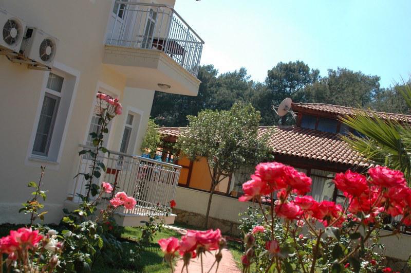 Tolay Hotel Олудениз Екстериор снимка